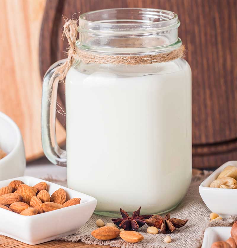 Badem ve Kuru Uzumlu Shake 1