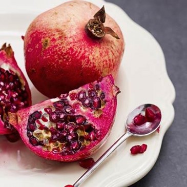 7fall-foods-pomegranates-400x400