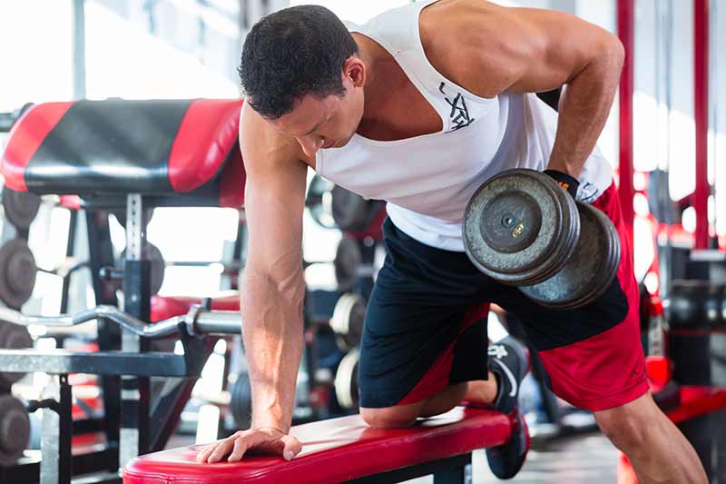 One-Arm Dumbbell Row (Ağırlıklar ile)