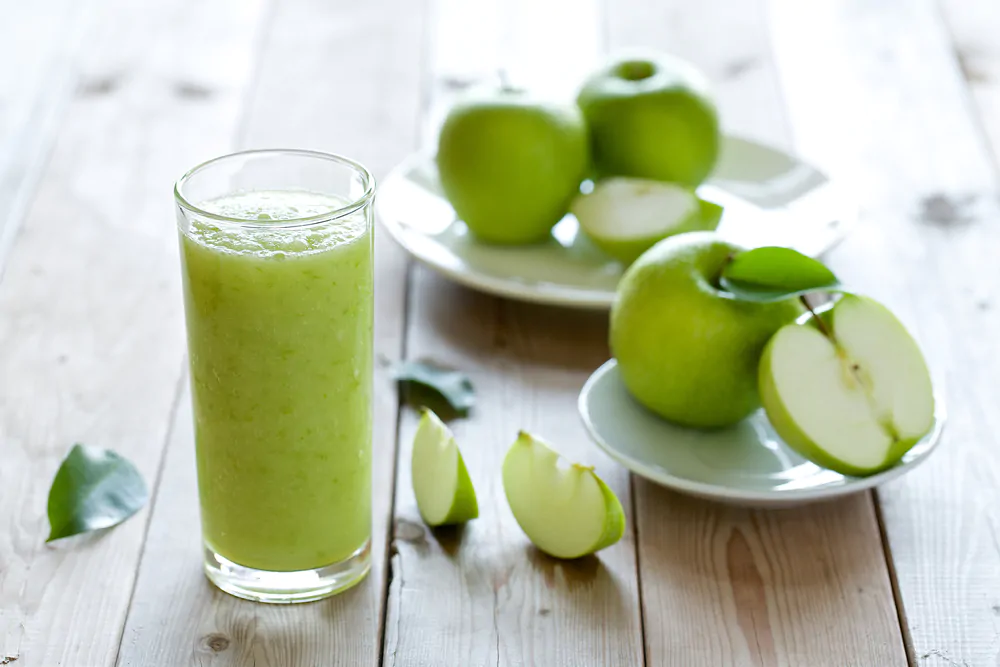 yesil-elmali-smoothie